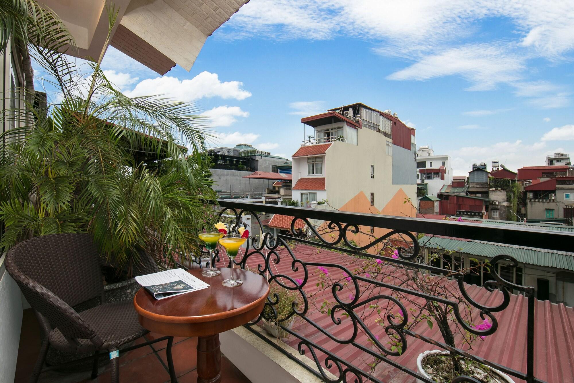 Hanoi Diamond King Hotel & Travel Exterior foto